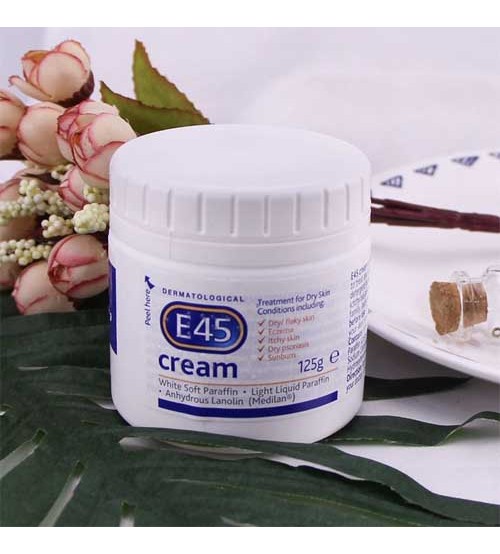 E45 Dermatological Cream Treatment for Dry Skin 125g